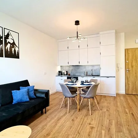 아파트 Everysky Kowary, 1-go Maja 62 *