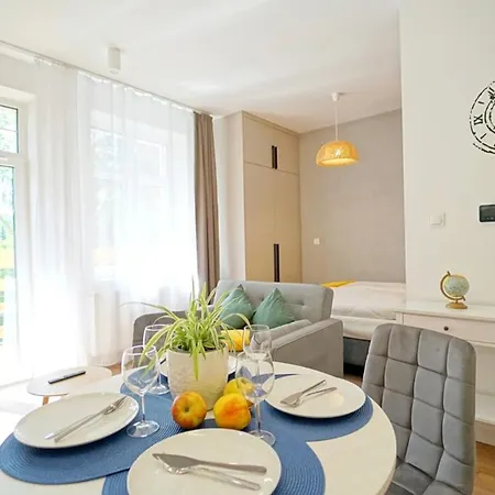 아파트 Everysky Kowary, 1-go Maja 62 *