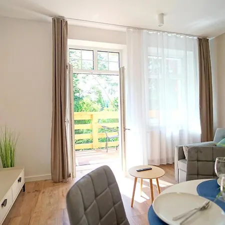 Everysky Kowary, 1-go Maja 62