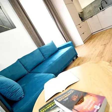 Everysky Kowary, 1-go Maja 62 *