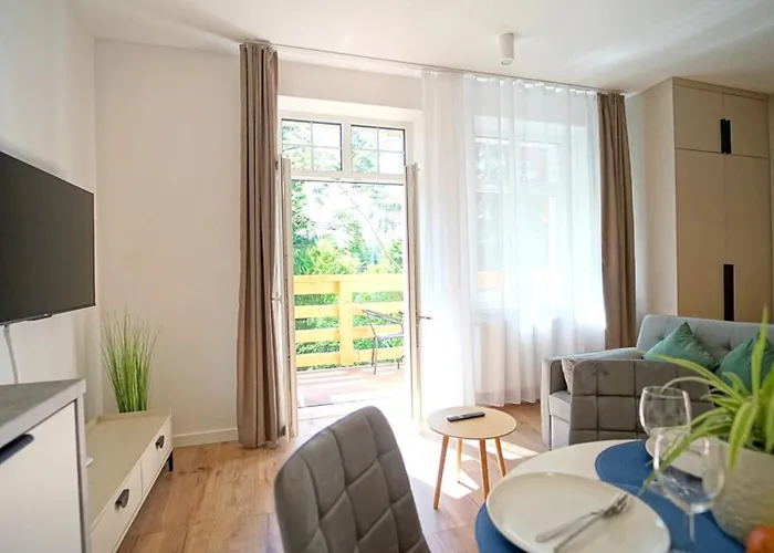 Everysky Kowary, 1-go Maja 62